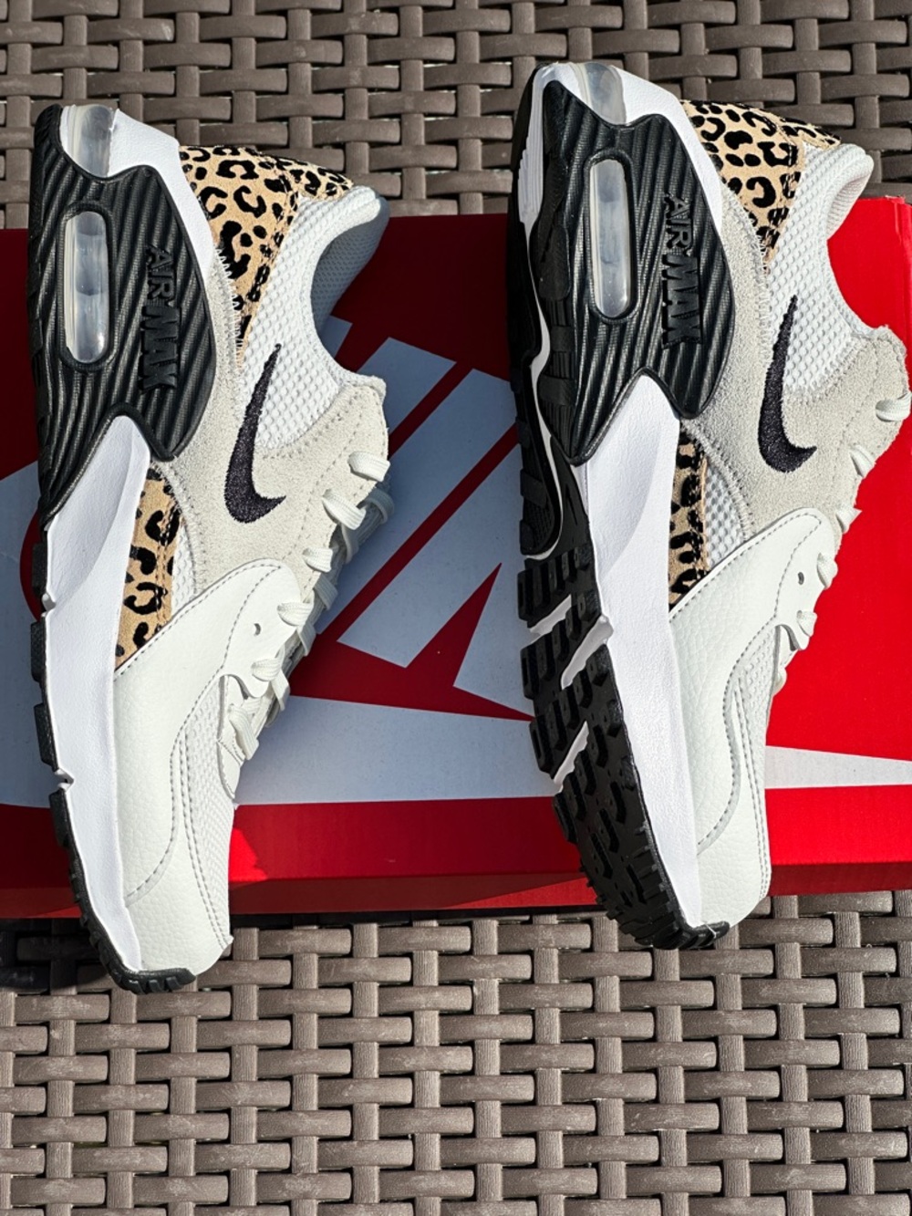 Nike Air Max Excee White Leopard Print Lifestyle Casual Sneaker Womens 6.5 NEW - Picture 7 of 9